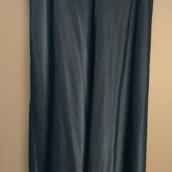 Calvin Klein couture evening wear. REDUCED. Black satin. Well priced. - Picture 4 of 8